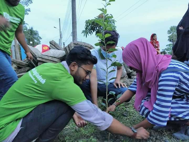 জলবায়ু পরিবর্তনে ৫লক্ষ বৃক্ষরোপণ করবে সবুজ বাংলাদেশ