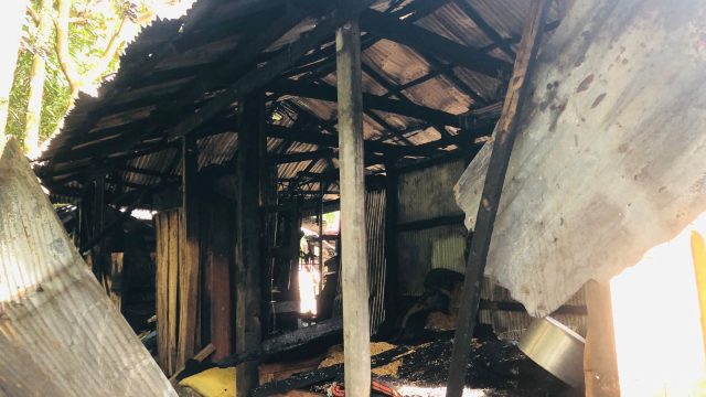 লক্ষ্মীপুরে বৈদ্যুতিক শর্ট সার্কিটে শারীরিক প্রতিবন্ধী পরিবহন শ্রমিকের বসতঘর পুড়ে ছাই  