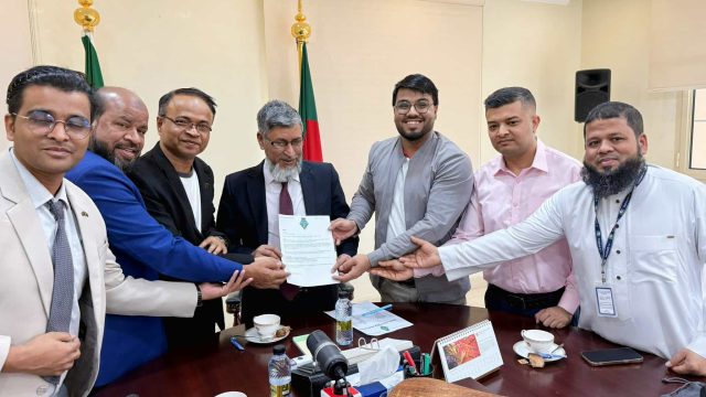 রিয়াদে বাংলাদেশ দূতাবাসে প্রবাসী সাংবাদিক ফোরামের সঙ্গে রাষ্ট্রদূতের মতবিনিময় সভা 