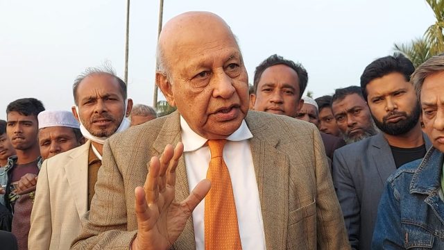 চিকিৎসার জন্য মেজর মান্নানের বিদেশ যাওয়ার সুযোগ দিতে হাইকোর্টের নির্দেশ 