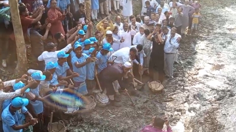 স্বনির্ভর বাংলাদেশ হলে খালের মধ্যে দোকান-বাড়িঘর হতো না: এ্যানি
