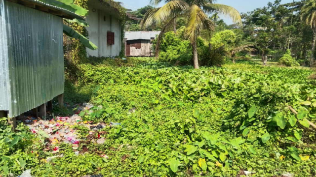 খাল সংস্কার না হওয়ায় জলমগ্ন হচ্ছে রামগতি বাজার 