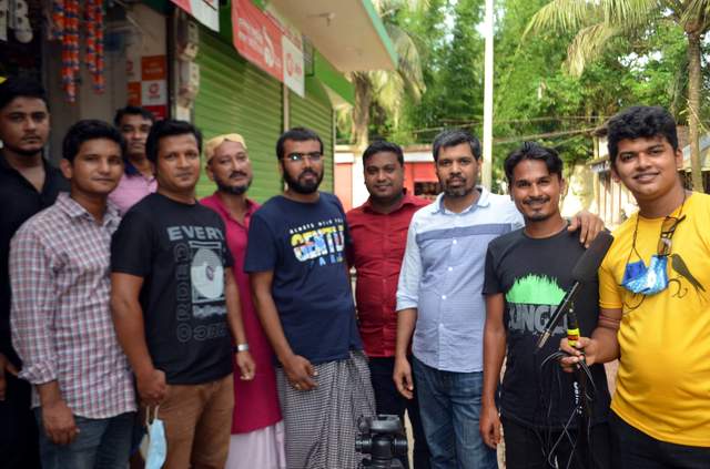 নির্মাণ শ্রমিকদের নিয়ে নাটক “আঁডের দিন” শুটিং হয়েছে লক্ষ্মীপুরে