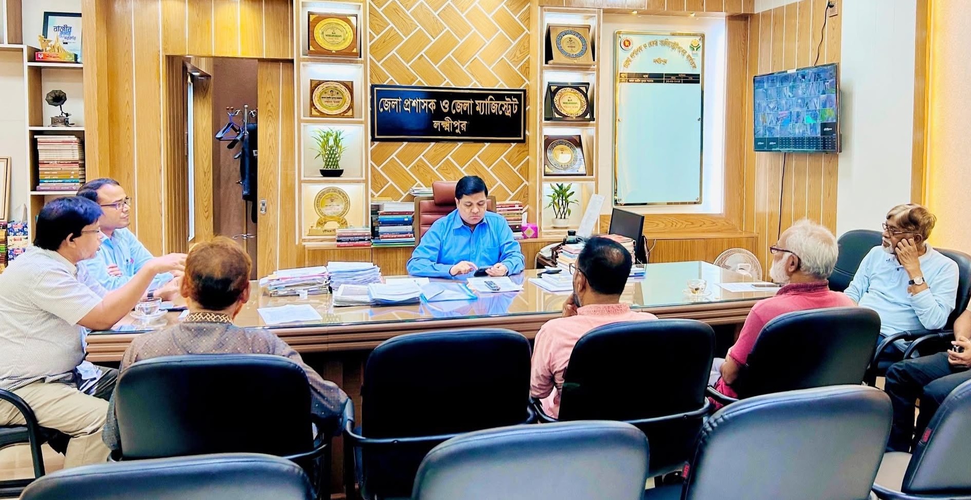 লক্ষ্মীপুরে নজরুল ও কবি নজরুল এভিনিউ