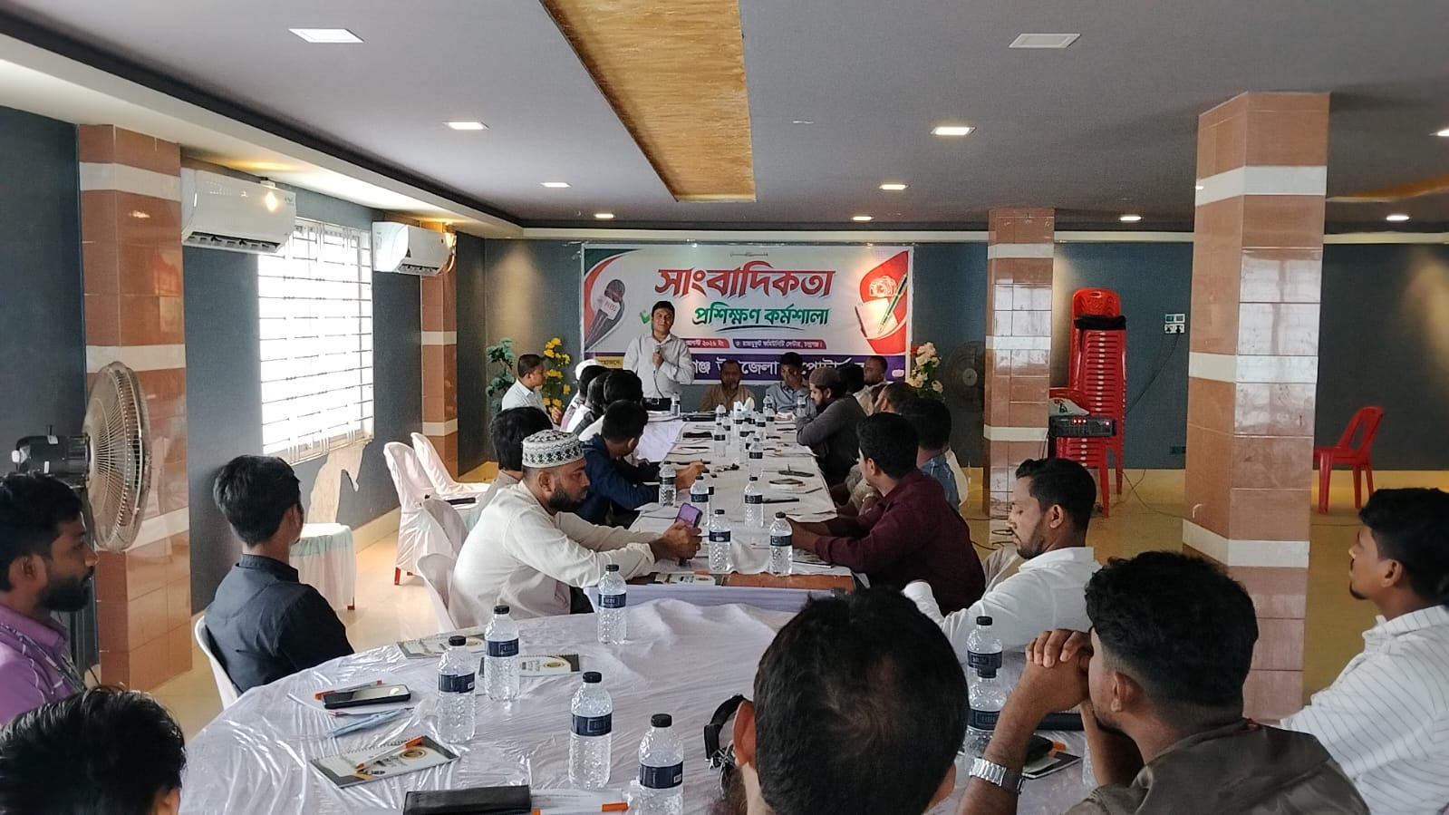 চন্দ্রগঞ্জে অনুষ্ঠিত হলো সাংবাদিকতা প্রশিক্ষণ কর্মশালা