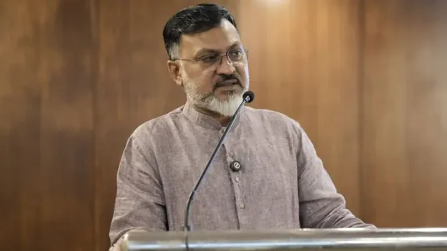 ফুটপাত জনগণের চলাচলের পথ, দখলদারদের জন্য নয়: ডিএনসিসি প্রশাসক 