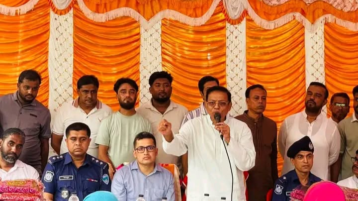 সব ধর্মের মানুষ কাঁধে কাঁধ মিলিয়ে নিজ নিজ ধর্মীয় উৎসব পালন করে: হুইপ নিজান